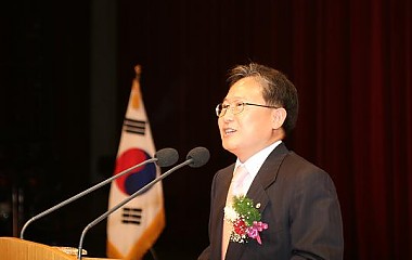 식 사