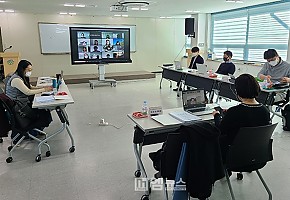 충남청소년진흥원, 지도자 대응매뉴얼 및 집단 상담프로그램 개발